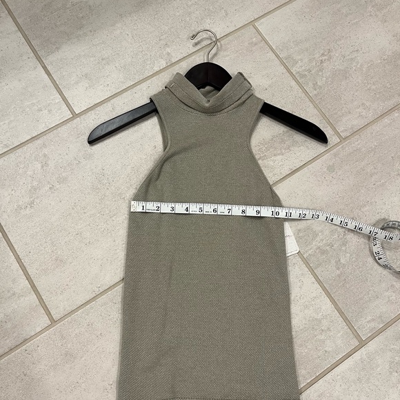 Free People Intimately Seamless Tank Top Laurel Oak (XS/S) Sleeveless Turtleneck - Picture 7 of 8